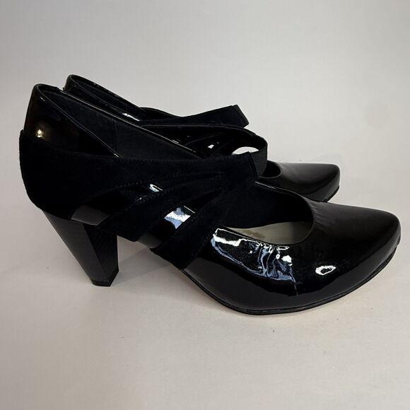 Clarks Womens Black Patent Leather Suede Slip On Heels Sz UK 4 US 6 Cushion Soft - Picture 3 of 8